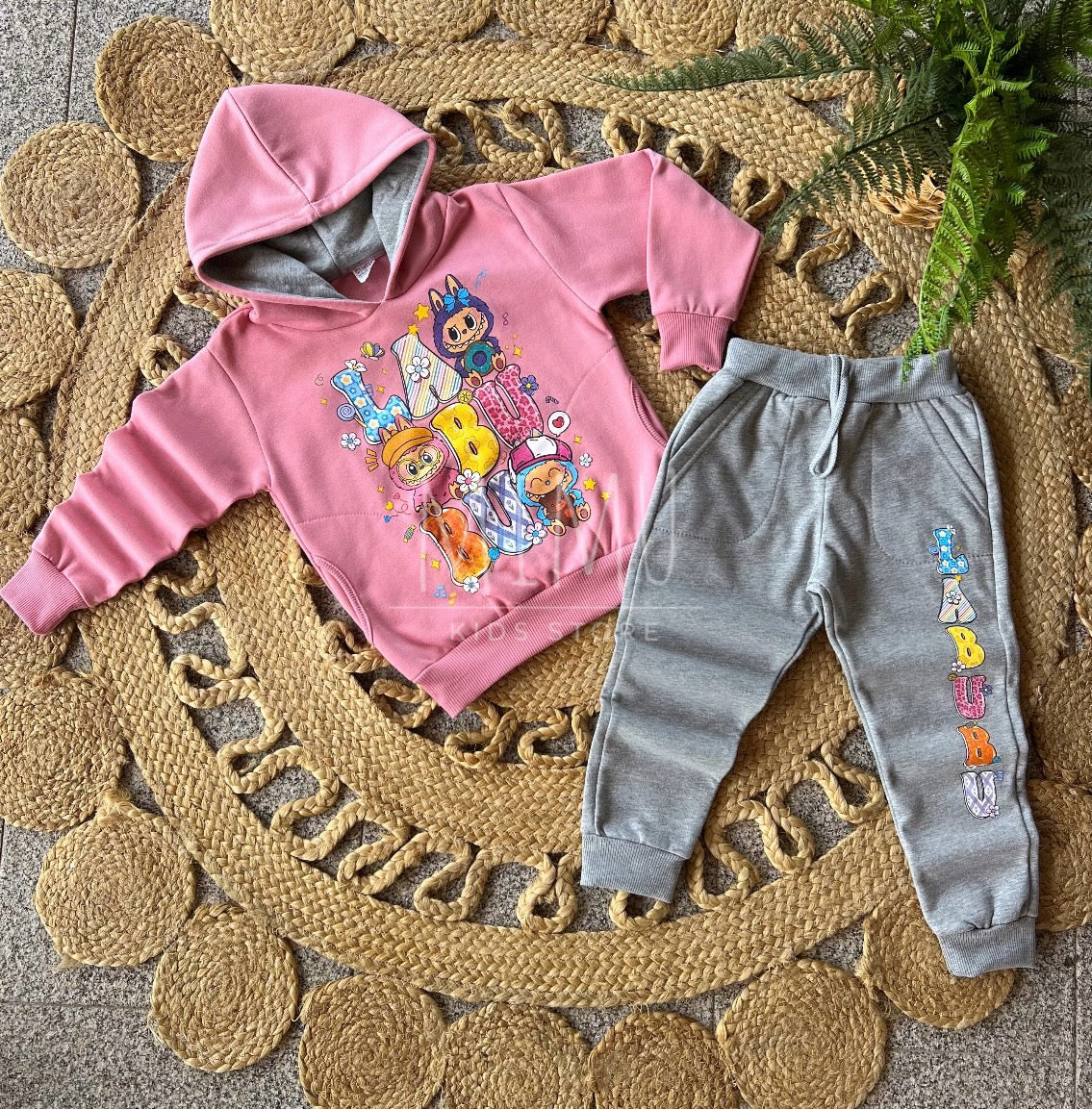 Conjunto Labubu