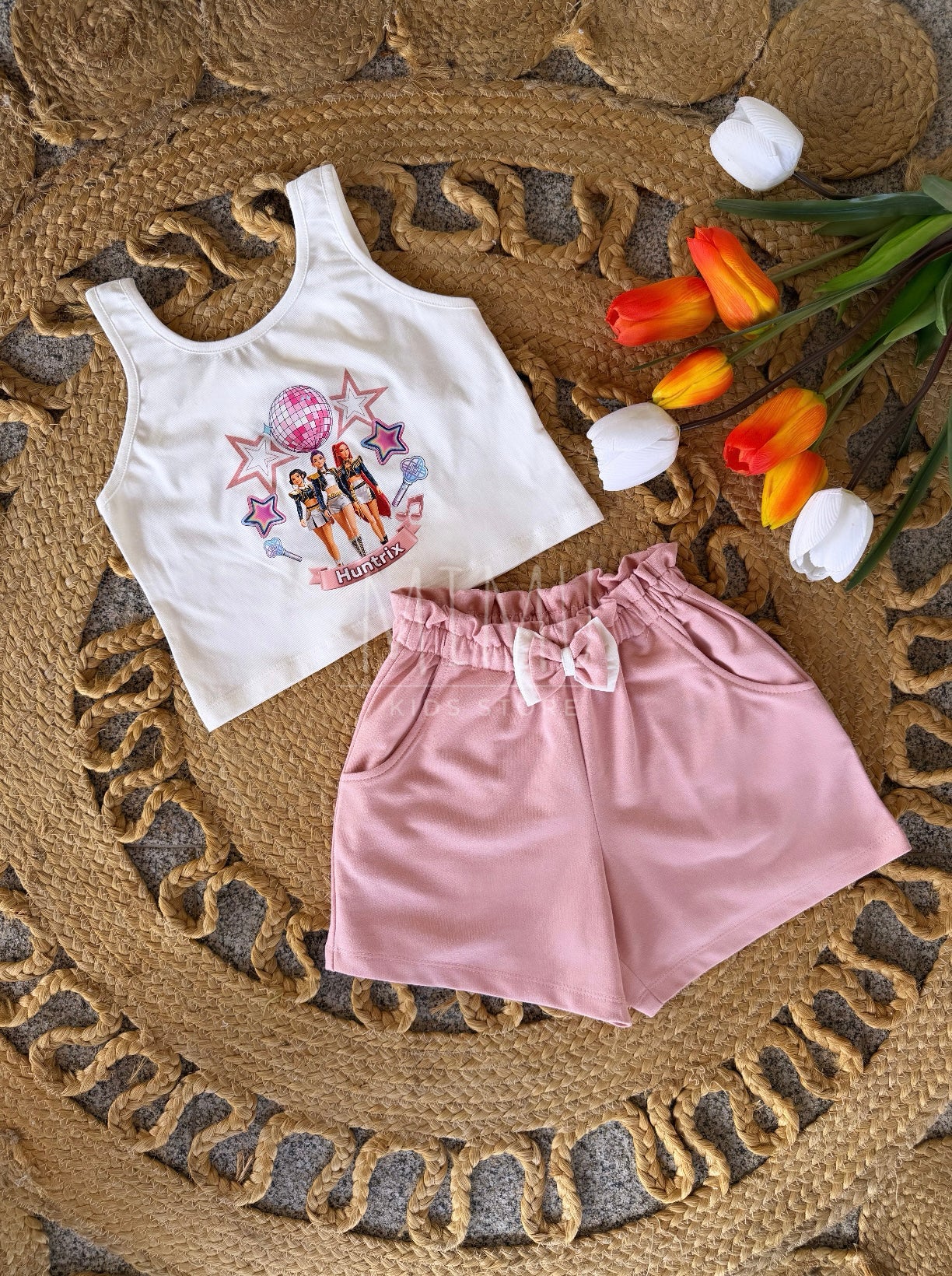 Conjunto Huntrix