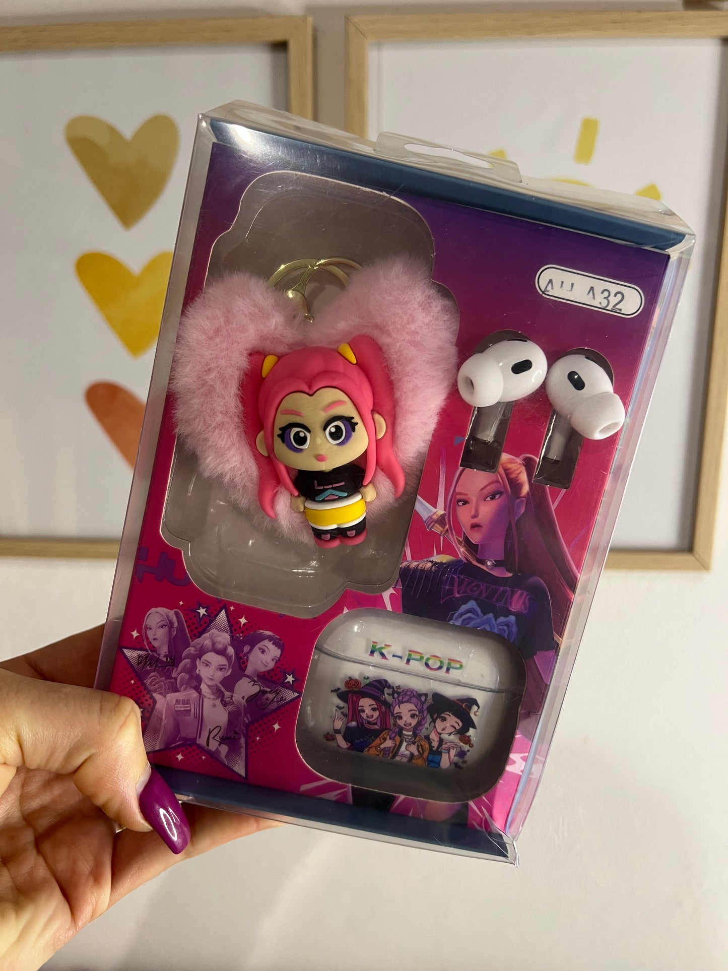 Kit- Charm e Headphones K-Pop