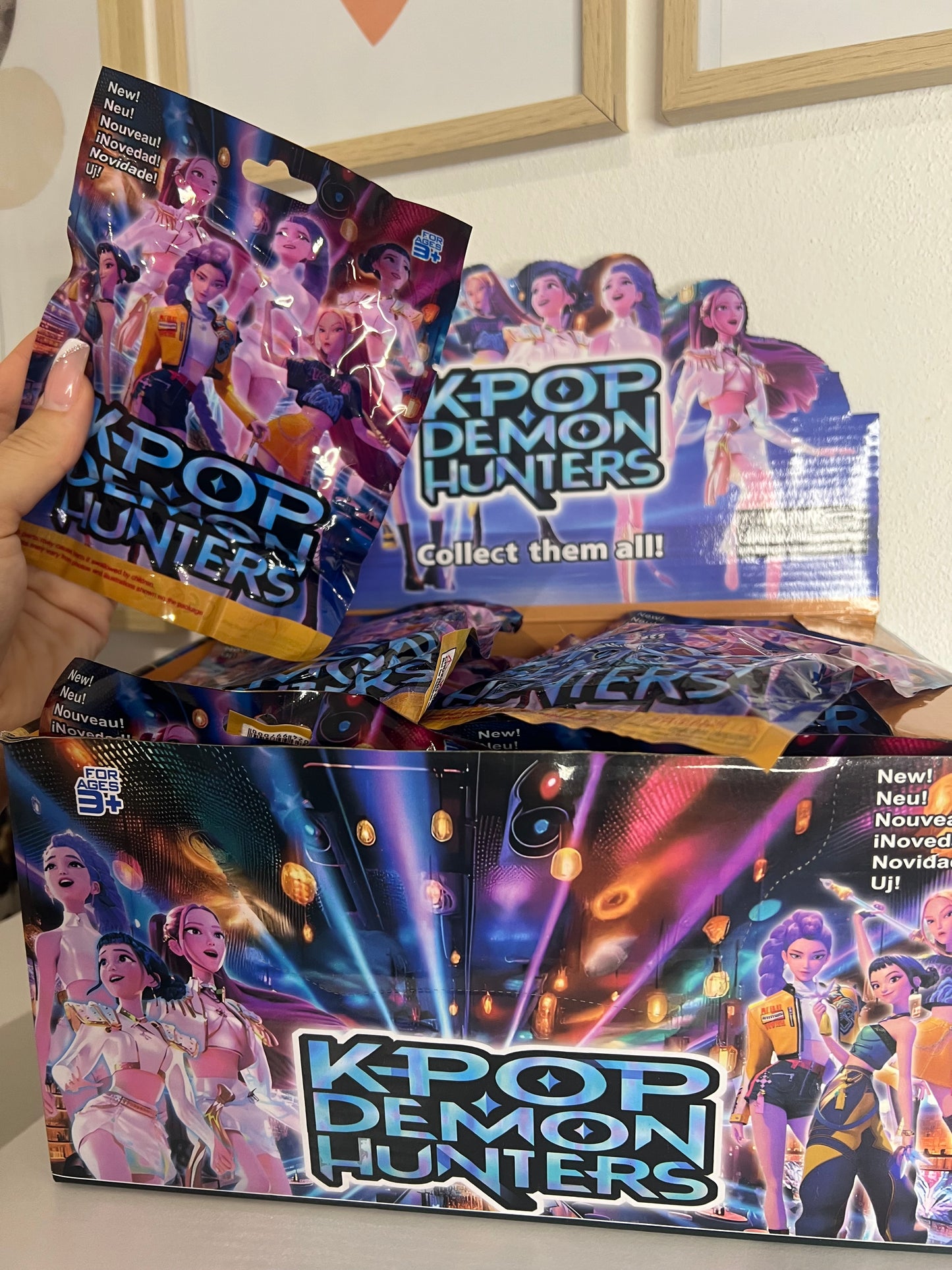 Surprise Bag - K-Pop Demon Hunters Figures