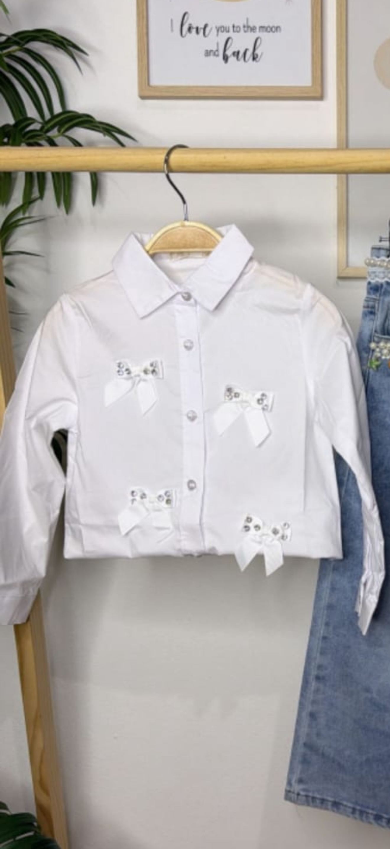 Calças de conchas e blusa laços (artigos comprados individualmente)