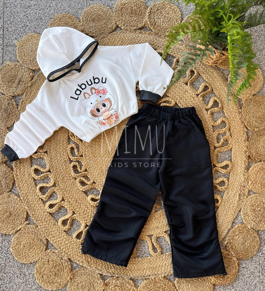 Conjunto Labubu (T-shirt vendida separadamente)